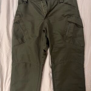 Men's Olive Cargo Pants